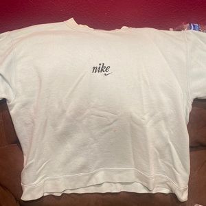 Gentley used Nike sweatshirt